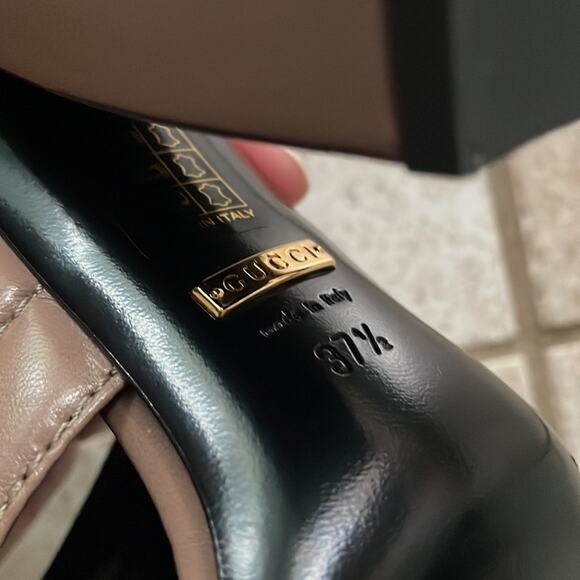 Gucci Leather 'Webby' Crossover Mules - Picture 8 of 15